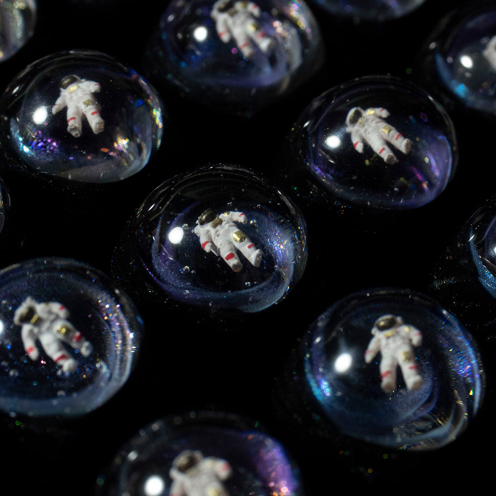 Starry Astronaut Keycaps（DOM-height 1U）Crystal Resin Drops Keycap