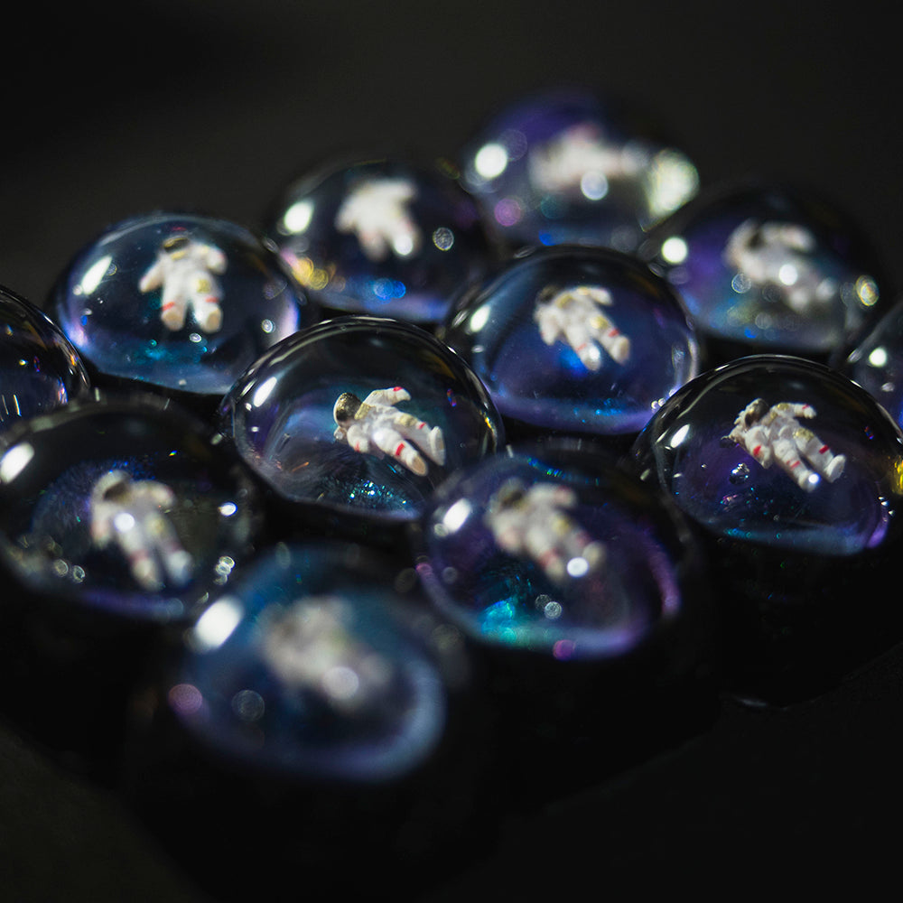 Starry Astronaut Keycaps（DOM-height 1U）Crystal Resin Drops Keycap