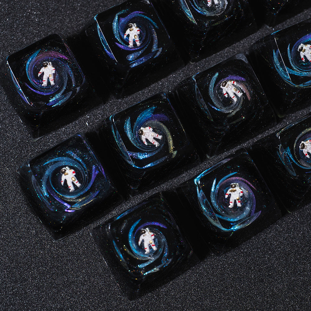 Starry Astronaut Keycaps（SA R1-height 1U）Crystal Resin Drops Keycap
